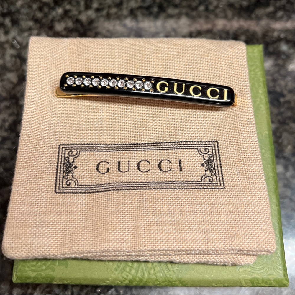GUCCI Crystal-Embellished Hair Slide New in box made in Italy